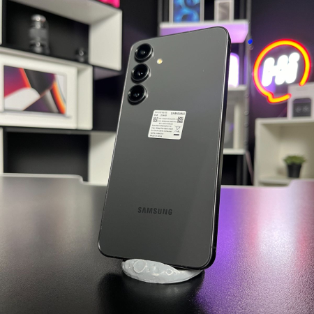 Уценка Samsung Galaxy S24 FE 8/256Gb Graphite IMEI: 5790