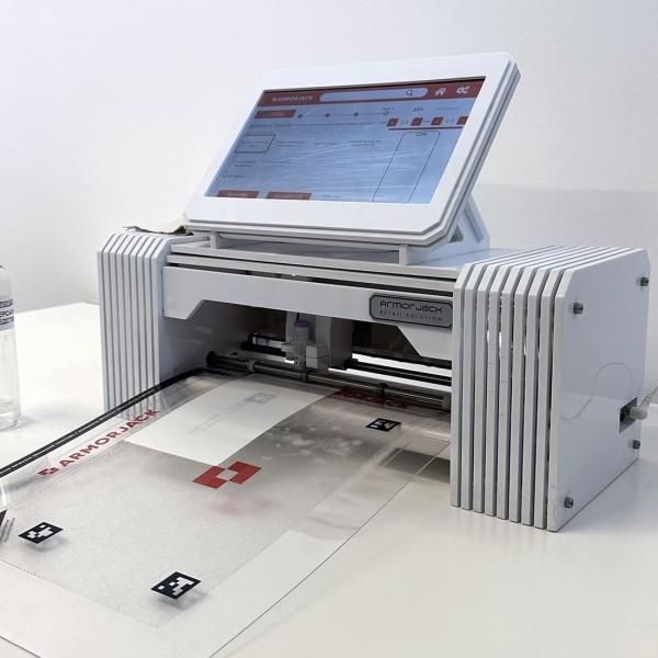 Защитная пленка задняя для смартфона Armorjack ПВХ карбон, черная